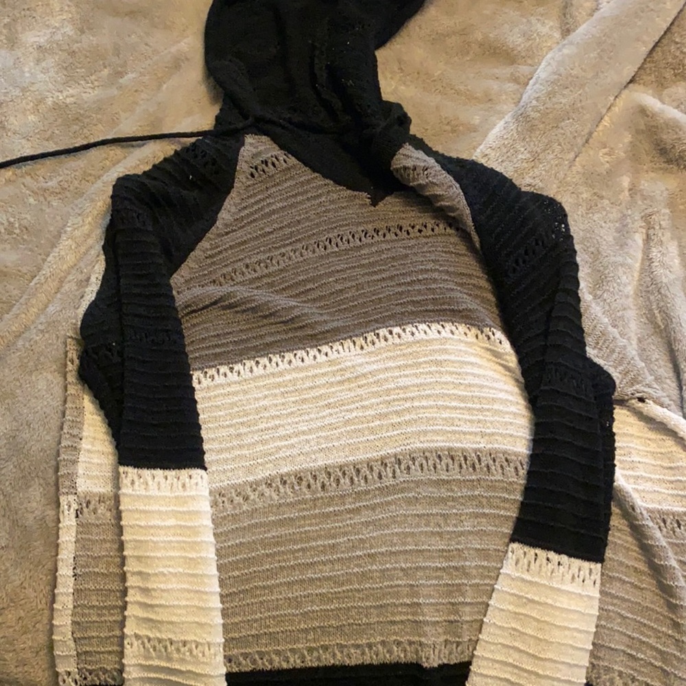 Medium - Black, White and Gray knitted hoodie